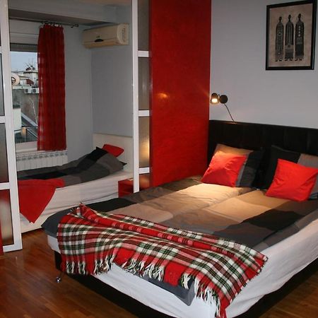 Savinac Apartman U Srcu Beograda, Trg Slavija Exterior photo